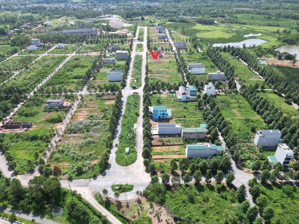 Đất nền Hòa Lạc 100m² giá 5 tỷ - Vị trí trung tâm tiện ích