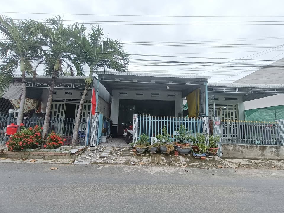 Nhà bán tại Tân Thạnh, Tân Châu 90m² giá 890 triệu - Vị trí đắc địa gần chùa Núi Nổi!