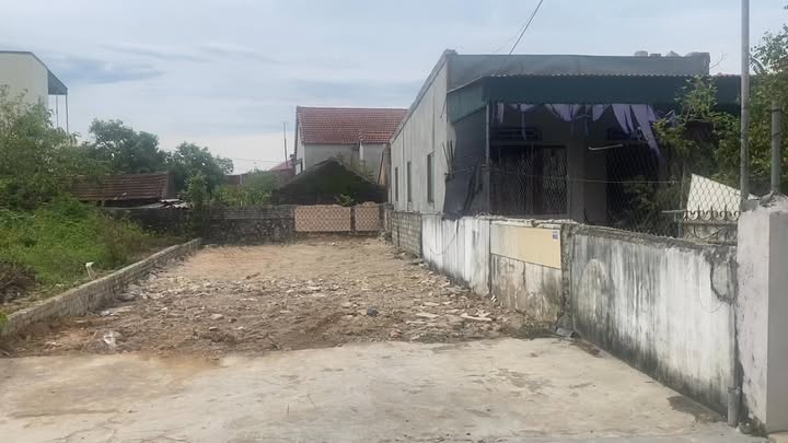 Đất kinh doanh Diễn Yên, Diễn Châu 147m² giá 1.9 tỷ - Đường ô tô tránh nhau!