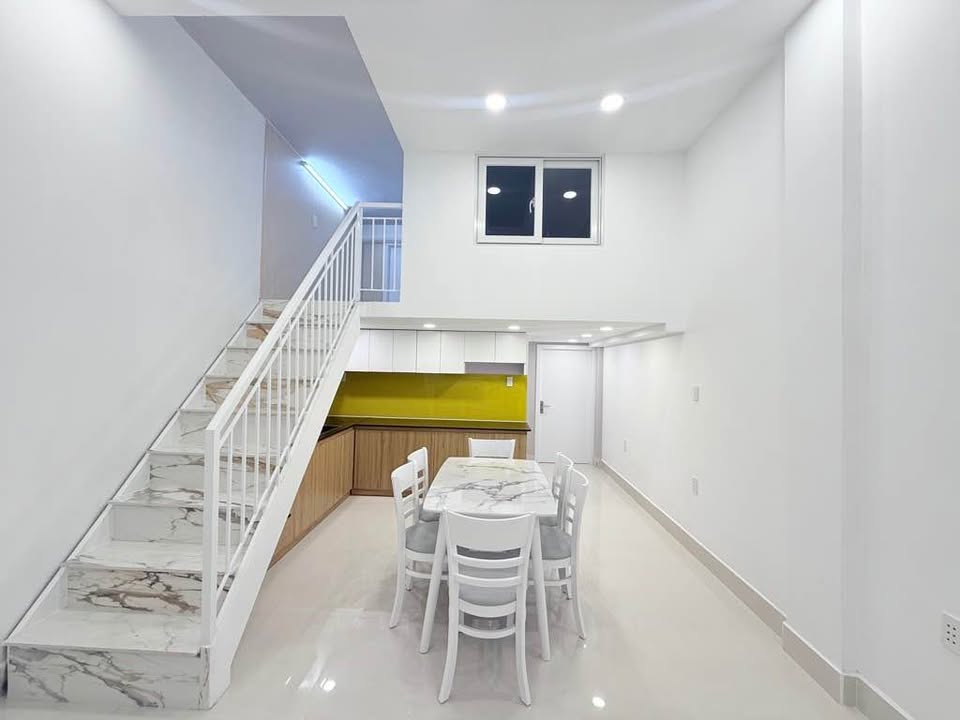 Nhà bán Đinh Bộ Lĩnh, Bình Thạnh 50m² giá 3.8 tỷ - Sổ hồng chính chủ, thương lượng!