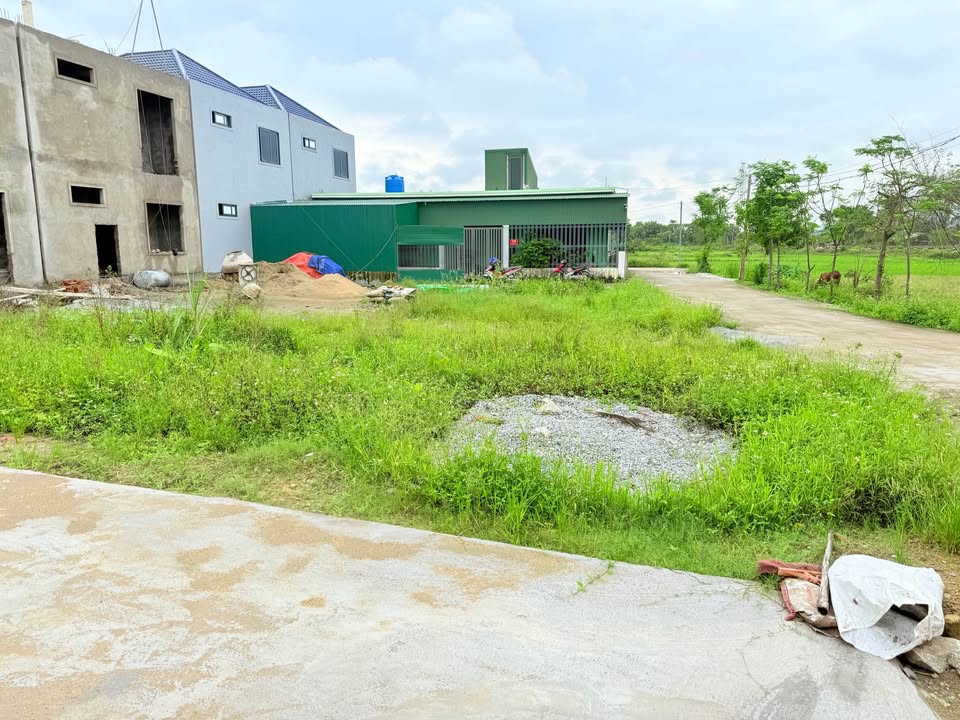 Đất Hợp Tiến Thạch Linh 98m² giá 1.55 tỷ - 2 mặt tiền, đầu tư sinh lời!