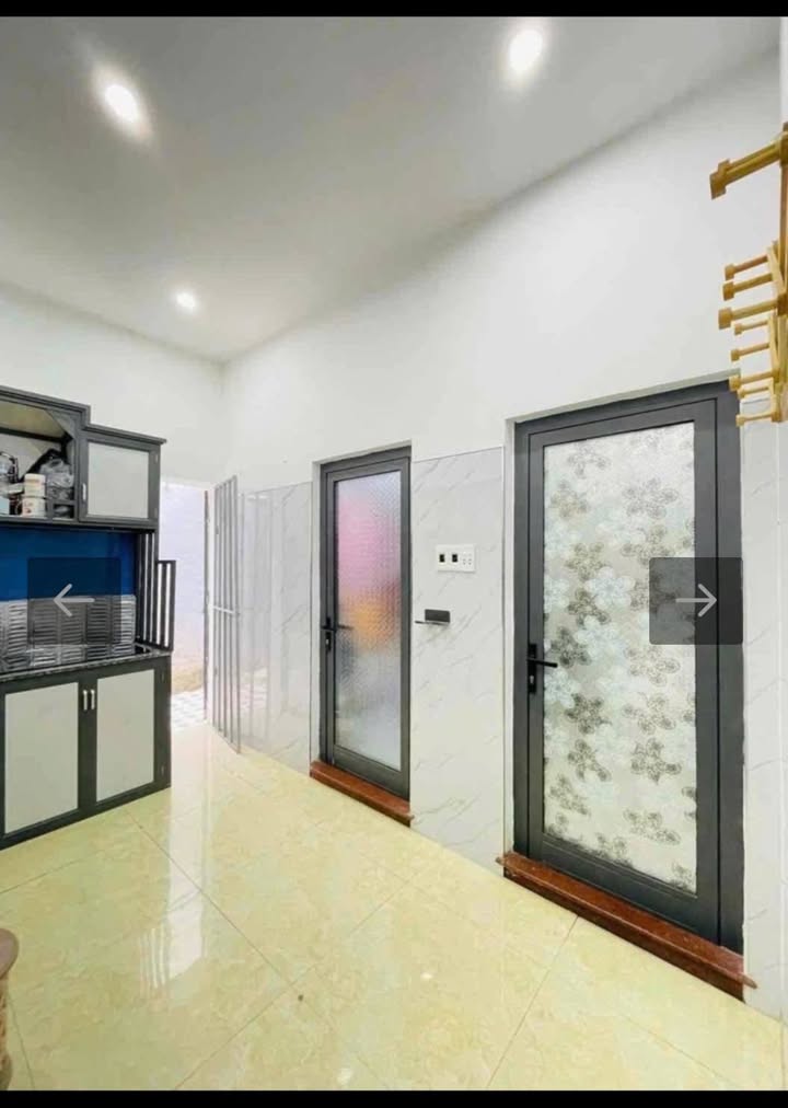 Bán nhà mặt tiền Hòa Mỹ 70m² giá 4.3 tỷ - Vị trí đắc địa gần Tôn Đức Thắng!