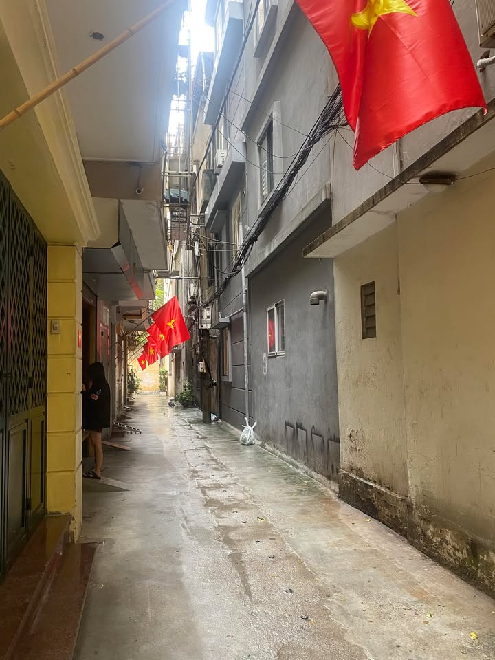 Bán nhà phố Hoàng Văn Thái, quận Thanh Xuân 25m² giá 6.5 tỷ - Nhà mới đẹp, sẵn sàng ở!