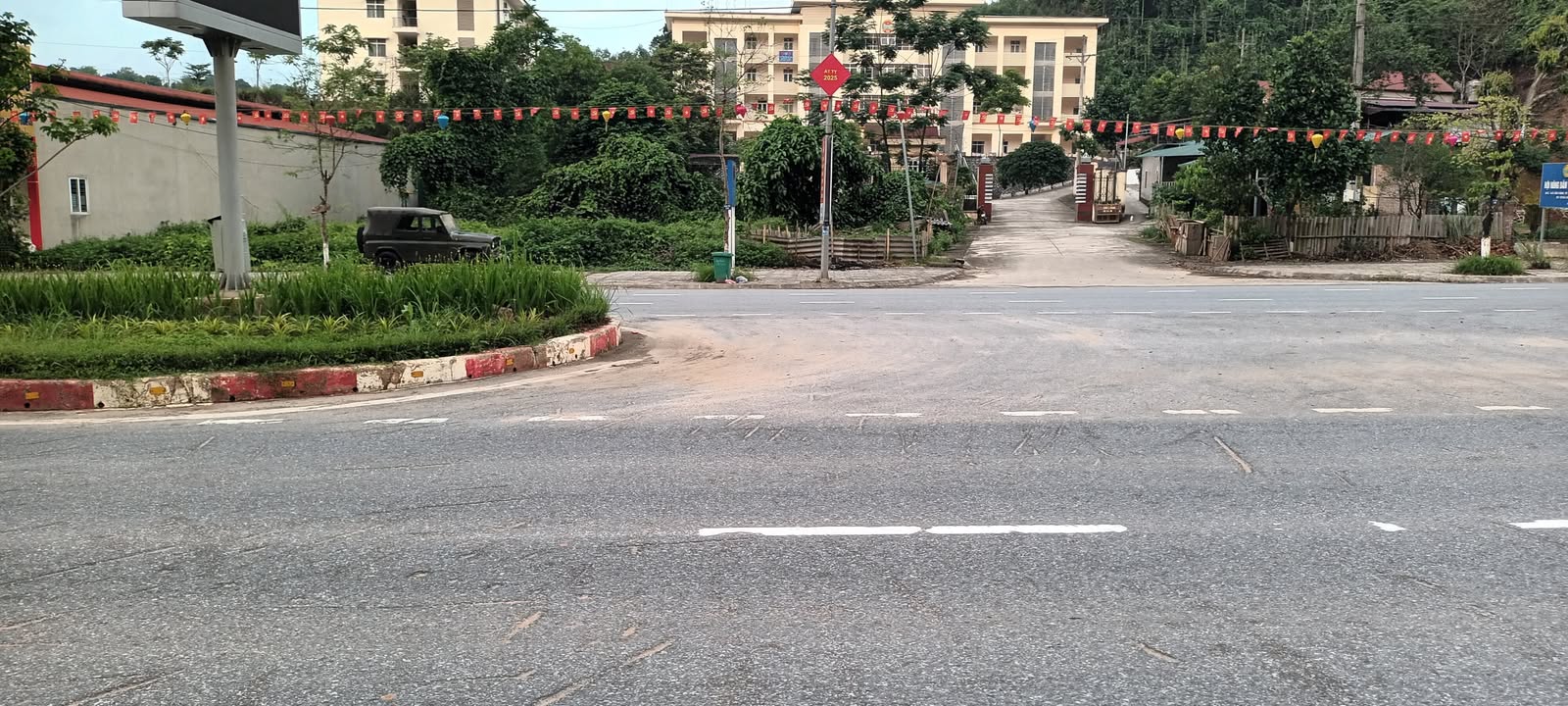 Đất cho thuê mặt đường Âu Cơ, Yên Bái - Diện tích 510m², vị trí đắc địa cho kinh doanh