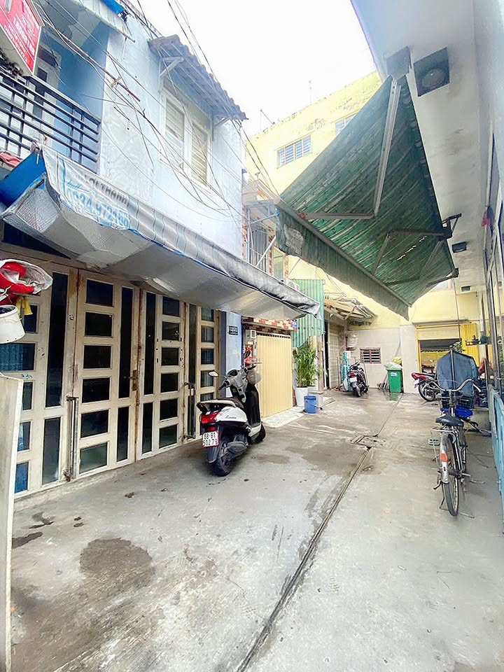 Nhà phố Mã Lò, Bình Trị Đông 32m² giá 3.4 tỷ - An ninh yên tĩnh!