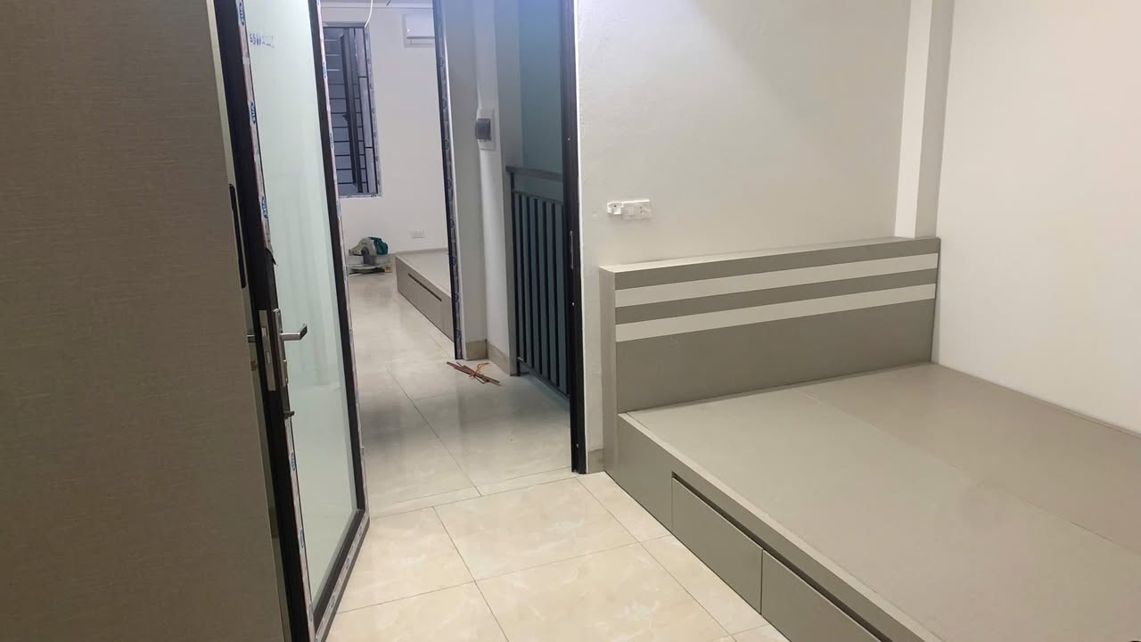 Phòng cho thuê tại Chùa Láng, Đống Đa - Đầy đủ tiện nghi, giá tốt!