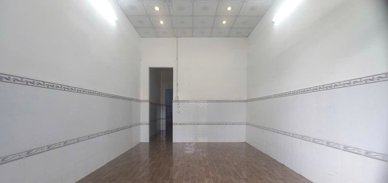 Nhà cho thuê Hẻm 876 Trần Nam Phú 68m² giá 4.5 triệu - Không gian thoáng đãng, tiện nghi!