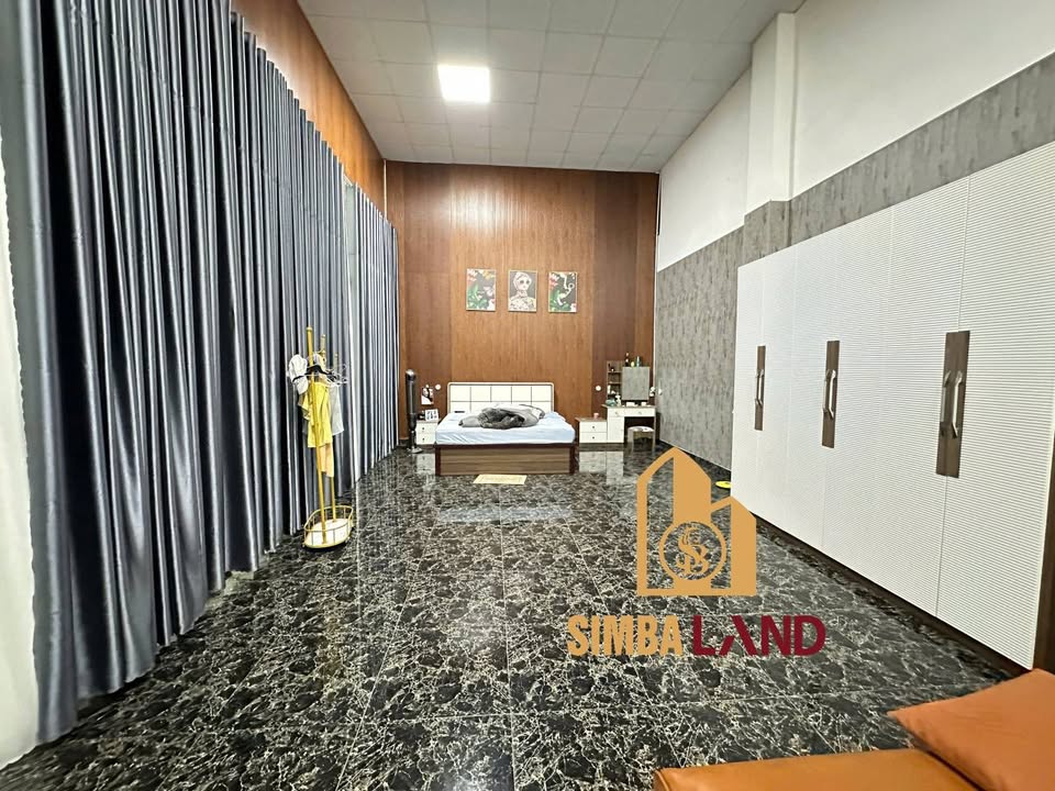 Nhà đẹp Lô Thanh Thanh, Đức Trọng 250m² giá chỉ 9.9 tỷ - Đầu tư sinh lời cao!
