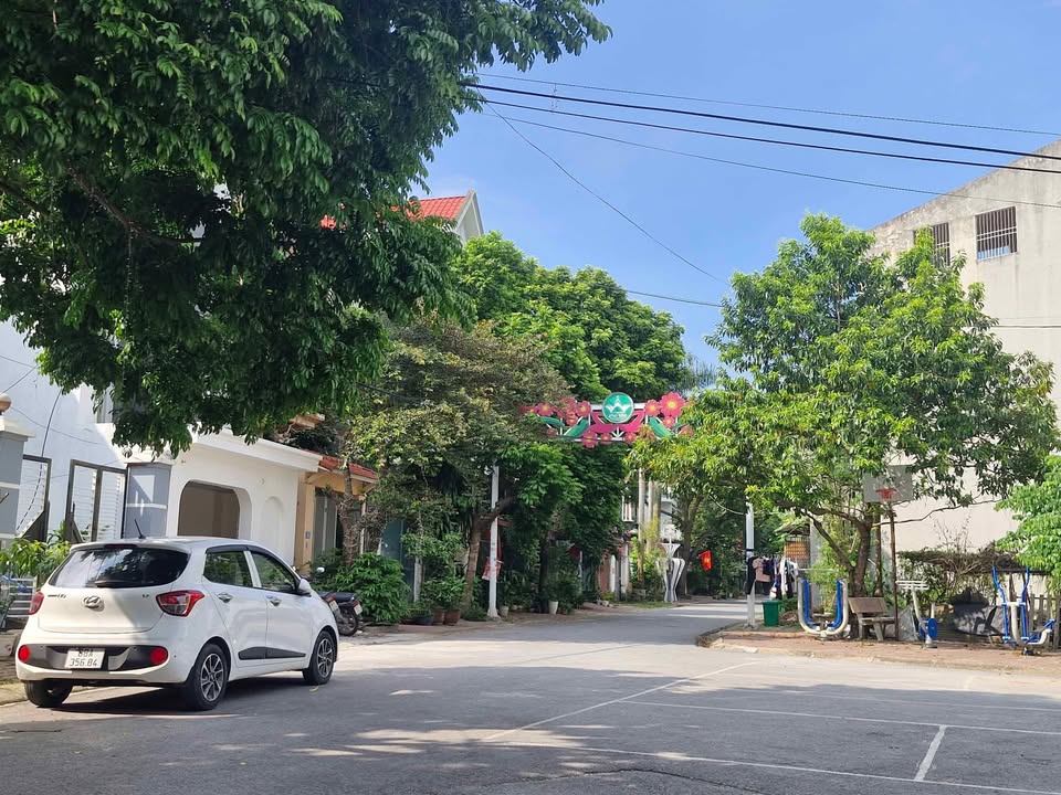 Đất nền góc 3 mặt tiền Định Trung 165m² giá chỉ 5.048 tỷ - Cơ hội đầu tư không nên bỏ lỡ!