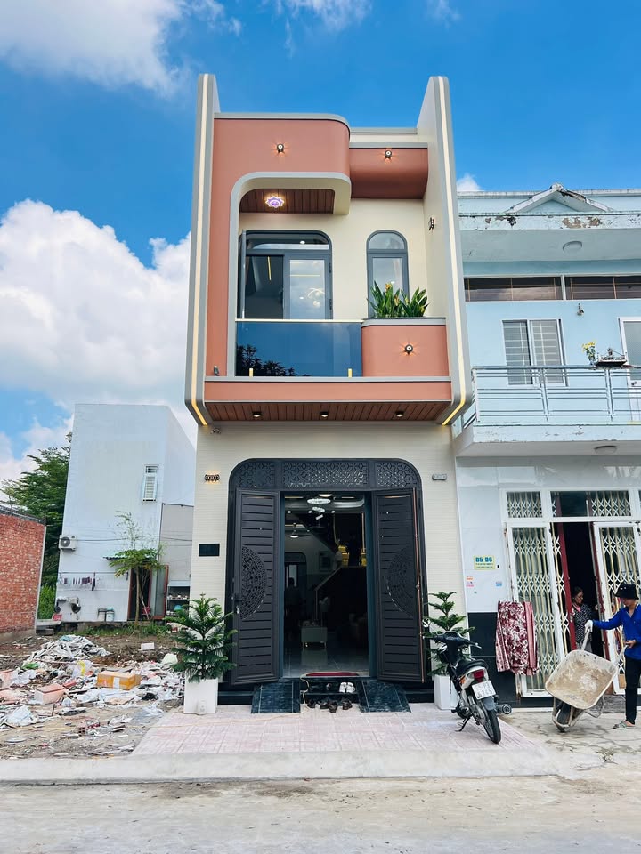 Nhà trệt lầu đường Số 5, phường Long Tuyền, 64m² - Sẵn sàng vào ở!