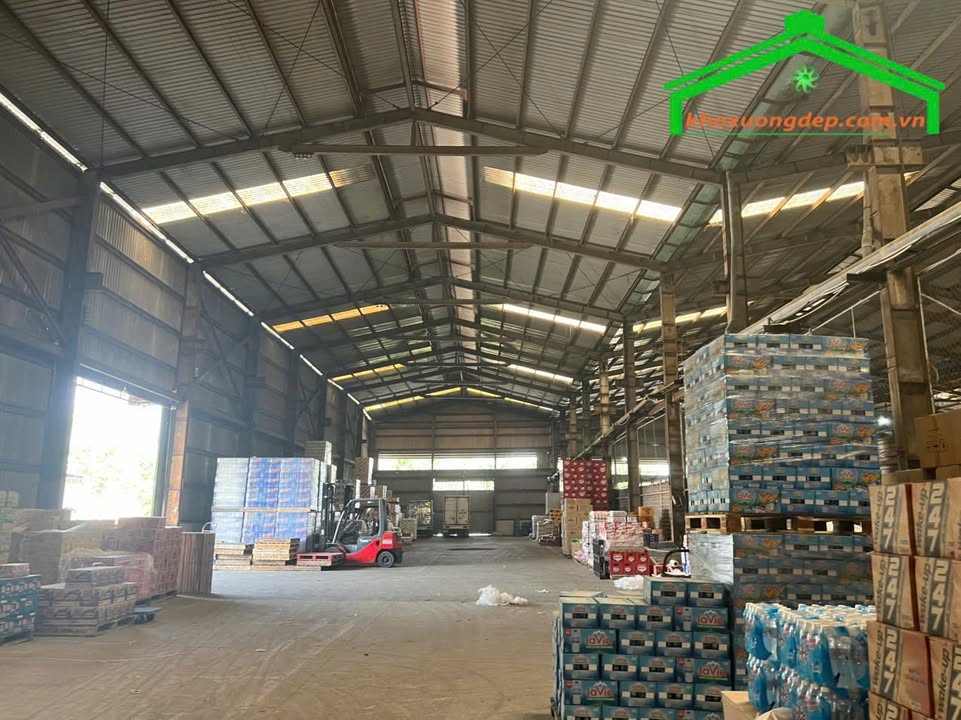 Cho thuê kho xưởng 1100m² mặt tiền Phường Tân Tạo A, Bình Tân - Vị trí đắc địa, giao thông thuận lợi!