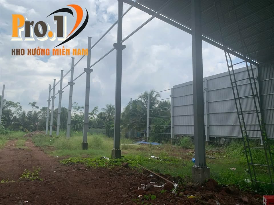 Cho thuê xưởng mặt tiền Quốc lộ 1A, Dầu Giây 2400m² giá 98 triệu - Phù hợp mở showroom và nhà máy