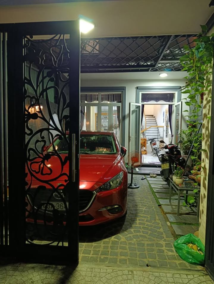 Nhà 2 tầng chính chủ tại đường Lê Thạch, Đà Nẵng 90m² giá 5 tỷ - Gần bến xe trung tâm!