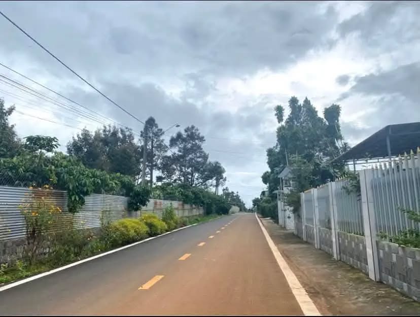 Đất nền Golden City Lộc Phát Bảo Lộc 120m² giá 1.2 tỷ - Sổ hồng chính chủ, khu dân cư đông đúc!