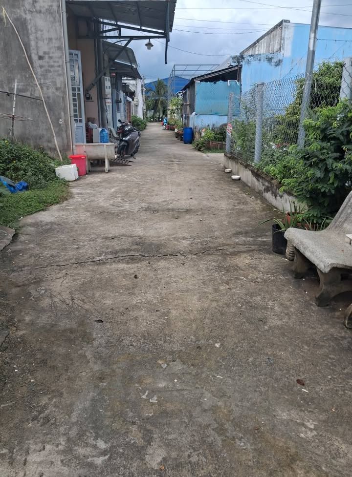 Nhà phố Mỹ Tho 95m² giá 1.3 tỷ - Chính chủ, đầy đủ nội thất!