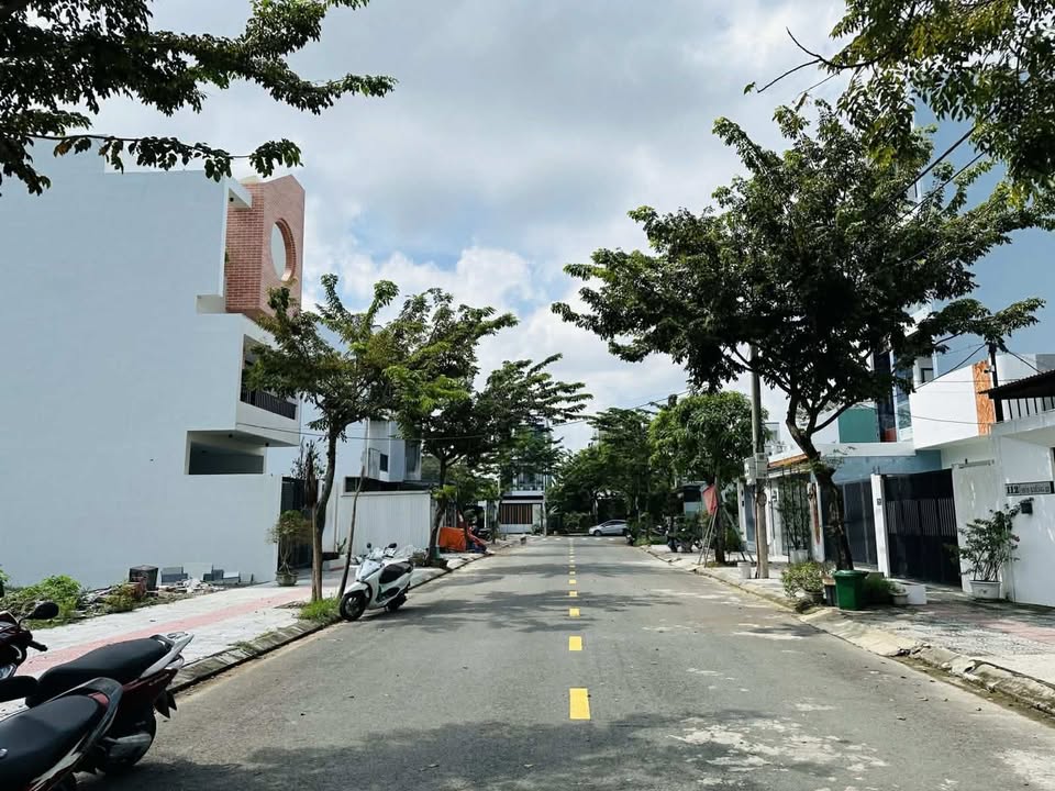 Đất nền Đa Mặn Đông 2, Đà Nẵng 90m² giá 7.25 tỷ - Đầu tư sinh lời cao!