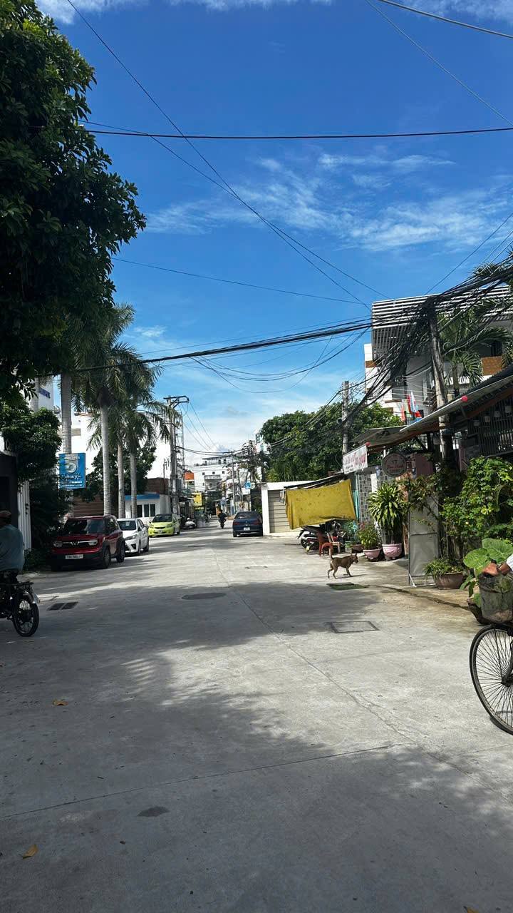 Bán đất tặng nhà cấp 4 đường Nguyễn Biểu, Vĩnh Hải, Nha Trang - Diện tích 275m², giá 13.86 tỷ!