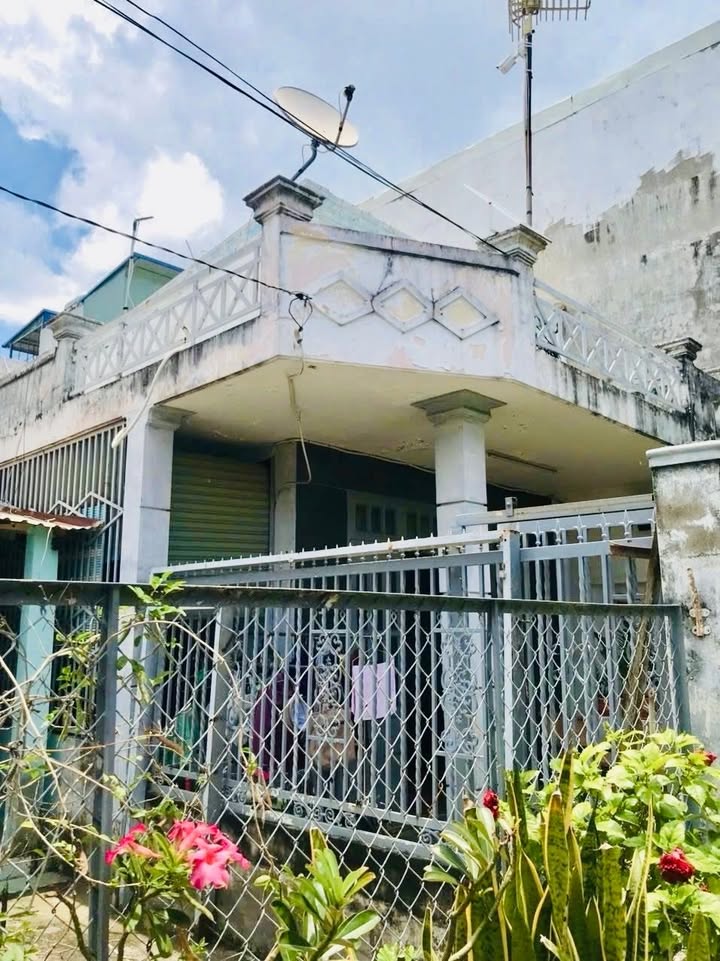 Bán nhà cấp 4 tại Cầu Ông Nhiêu, Phú Hữu, 138m² giá 8.5 tỷ - Đầu tư sinh lời bền vững!