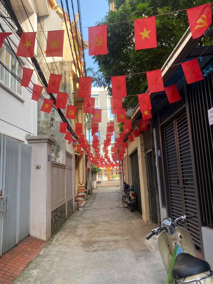 Đất Ngọc Thụy 80m² giá 10 tỷ - Vị trí đắc địa, sổ đỏ chính chủ!