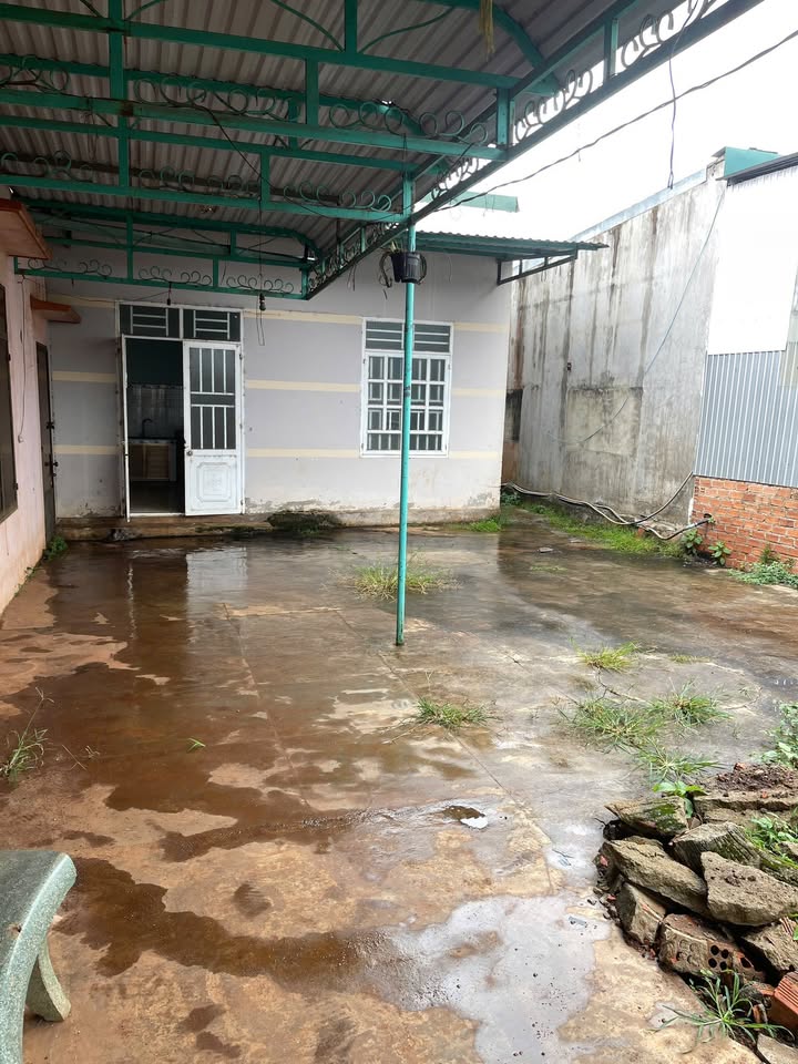 Đất nền Hùng Vương, Krông Năng 212m² giá 2 tỷ - Sổ đỏ chính chủ, công chứng ngay!