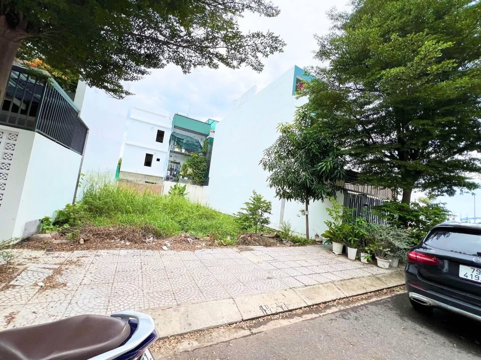 Đất nền 100m² KĐT Mỹ Gia Nha Trang - Giá chỉ 4.8 tỷ, không dính tủ điện!