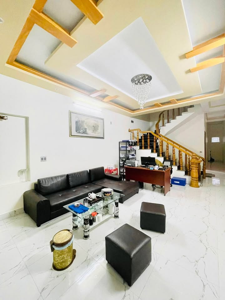 Nhà 4 tầng Phường Nguyễn Trãi, Quận Lê Chân, 90m² giá 3 tỷ - Không lo ngập lụt!