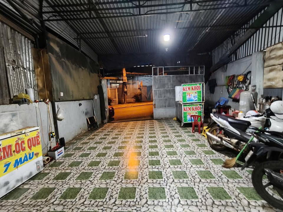 Lô đất tặng nhà cấp 4 mặt tiền Nguyễn Xuân Nguyên 84m² giá 2.75 tỷ - Vị trí kinh doanh thuận lợi!