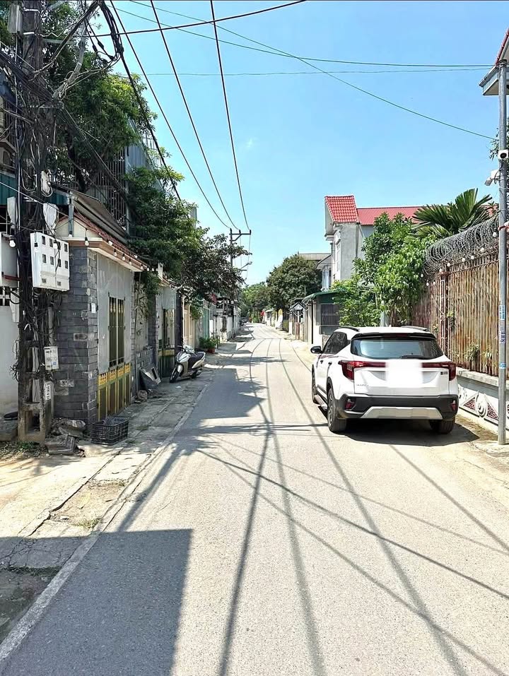 Đất Hữu Nghị TP Hòa Bình 170m² giá 2 tỷ - Đường thông ô tô tránh