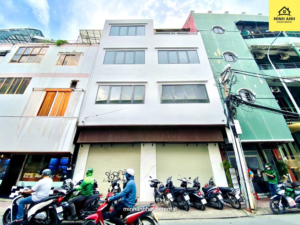Nhà cho thuê tại Út Tịch, Tân Bình 204m² - Thiết kế hiện đại, không gian mở
