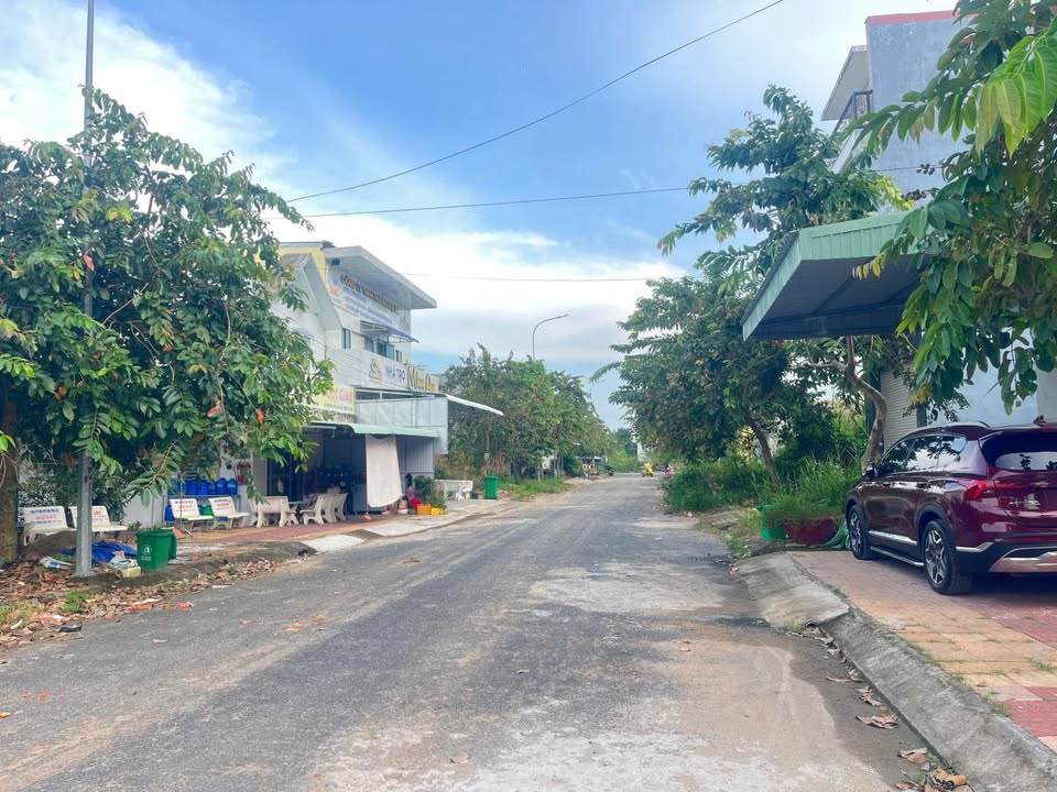 Đất nền liền kề 378m² đường B3 KDC Tân Phú, Cần Thơ - Giá tốt cho đầu tư!