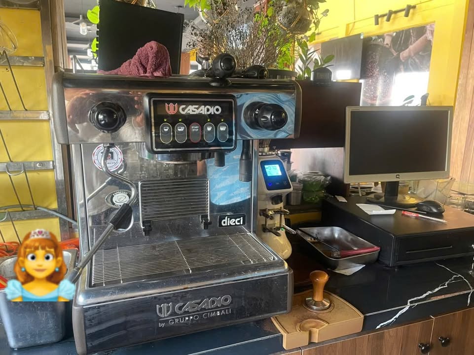 Quán cà phê góc 2 mặt tiền An Bình 200m² chỉ 20 triệu/tháng - Cơ hội vàng cho nhà đầu tư!