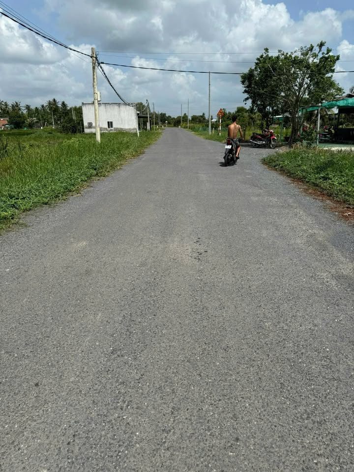 Đất thổ cư mặt tiền đường Nguyễn Văn Châu, xã Đức Tân, 122m² chỉ 550 triệu - Cơ hội đầu tư đắc địa!