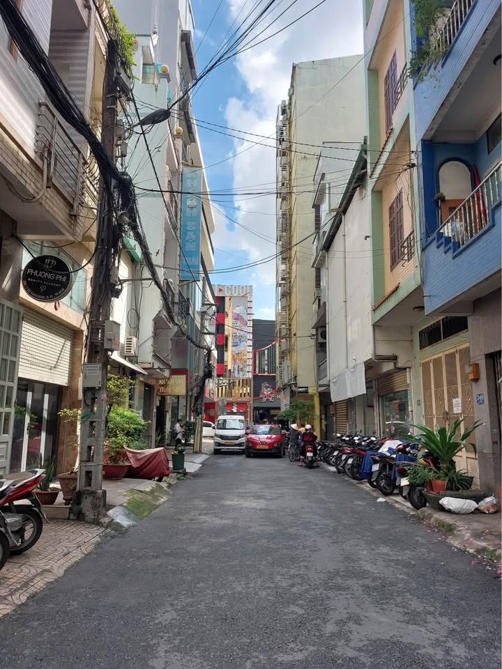 Nhà phố Sư Vạn Hạnh, Q10, DT 41m² giá 19.5 tỷ - Không thể bỏ lỡ!