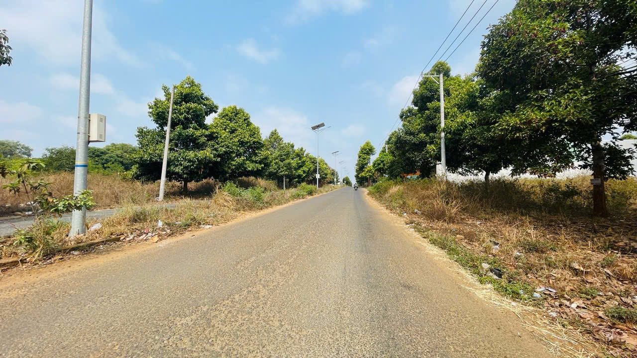 Đất mặt tiền Cách Mạng Tháng Tám, Pleiku 100m² giá 2.6 tỷ - Đầu tư sinh lời tuyệt vời!