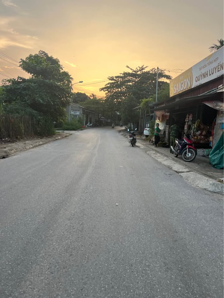 Đất nền Văn Phú Yên Bái 1000m² giá 3 tỷ - Tiềm năng phát triển lớn!