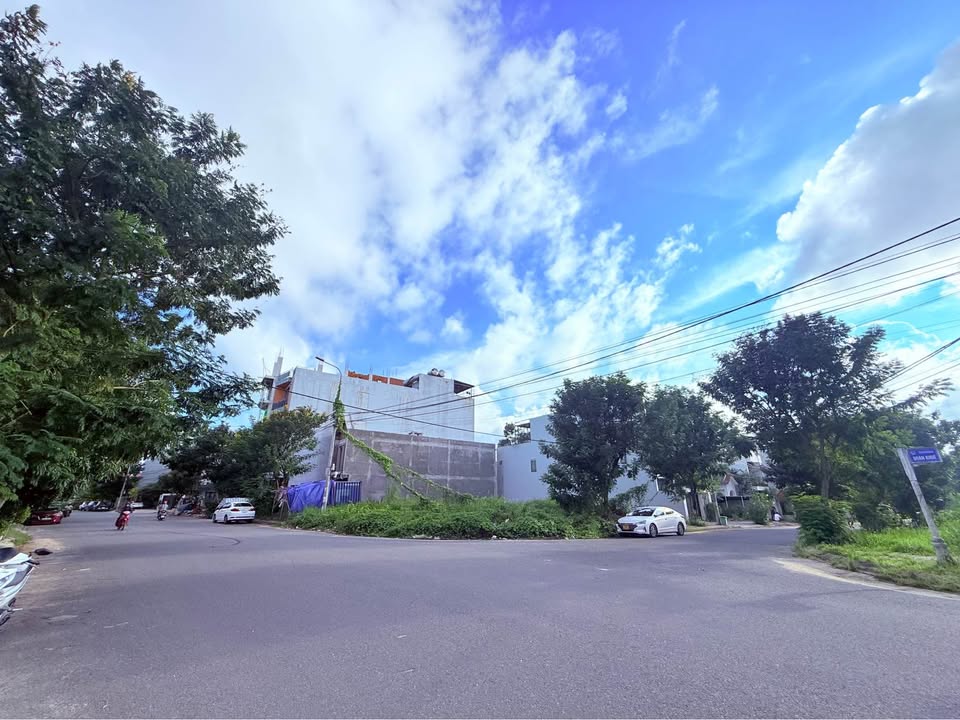 Đất nền góc 2 mặt tiền Đoàn Khuê, Đà Nẵng 180m² - Cơ hội đầu tư hấp dẫn!