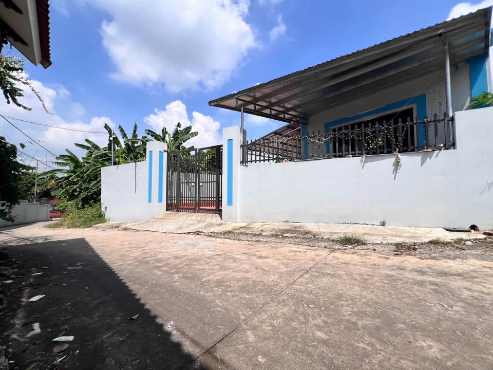 Đất Tân Văn 3, Lạng Giang 269m² giá thỏa thuận - Nhà đẹp, sân vườn thoáng mát!