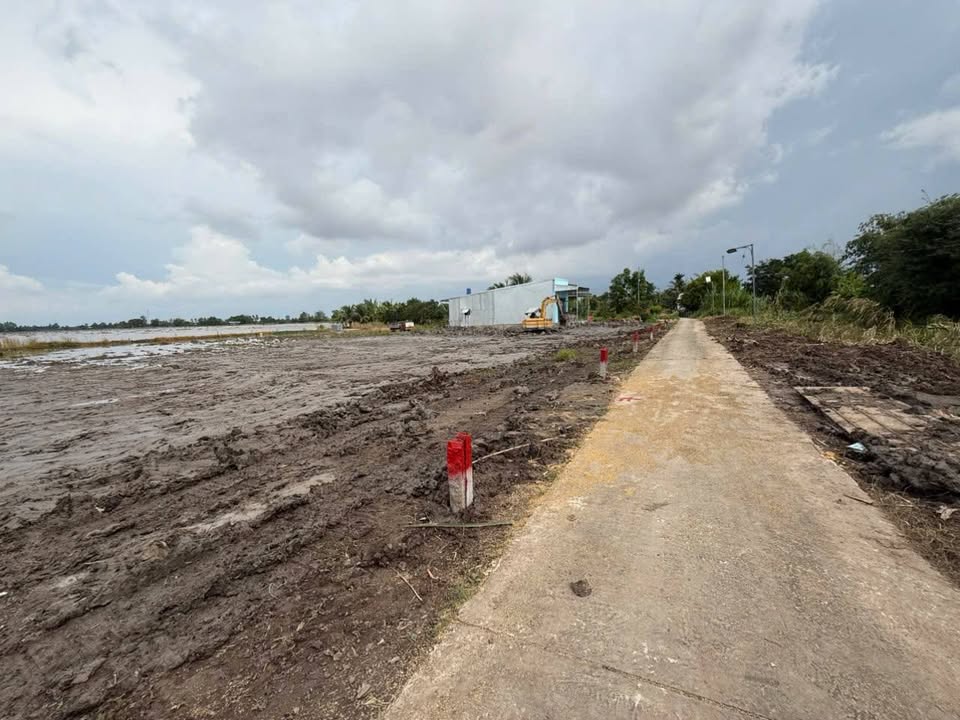 Đất thổ cư 324m² tại xã Thạnh Lộc, giá chỉ 220 triệu - Sổ đỏ chính chủ!