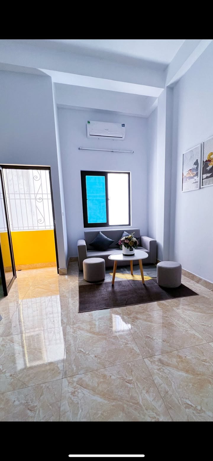 Chung cư mini Hoàng Liệt 25m² giá 3.8 triệu - Gác xép view hồ Linh Đàm!