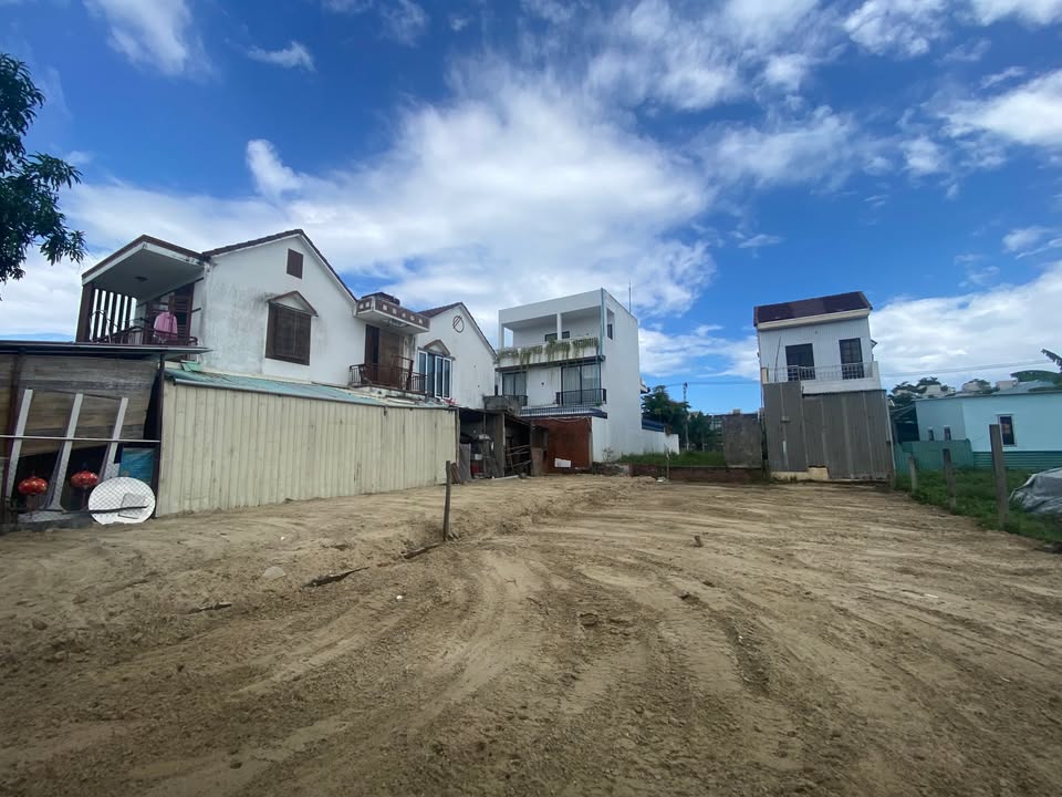 Đất nền Cẩm Thanh 200m² giá 5 tỷ - Mặt tiền đường 9m5 ô tô quay đầu!