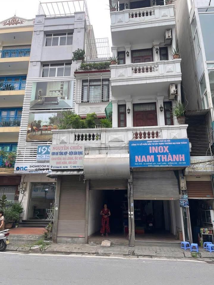 FrontHouse Giảng Võ Đống Đa 136m² giá 64 tỷ - Mặt phố VIP kinh doanh đỉnh cao!