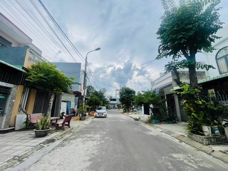 Đất nền Bờ Đằm 6, Hòa Xuân, 100m² giá 3.25 tỷ - Cơ hội đầu tư tuyệt vời!