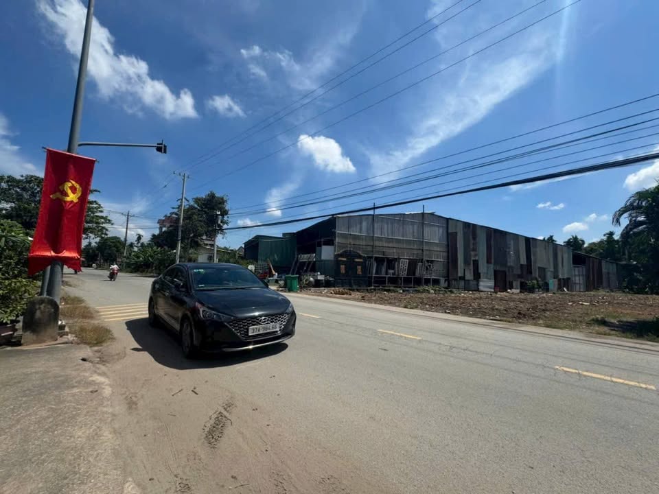 Đất mặt tiền Hồ Văn Mên, Thuận An 215m² - Giá đầu tư hấp dẫn!