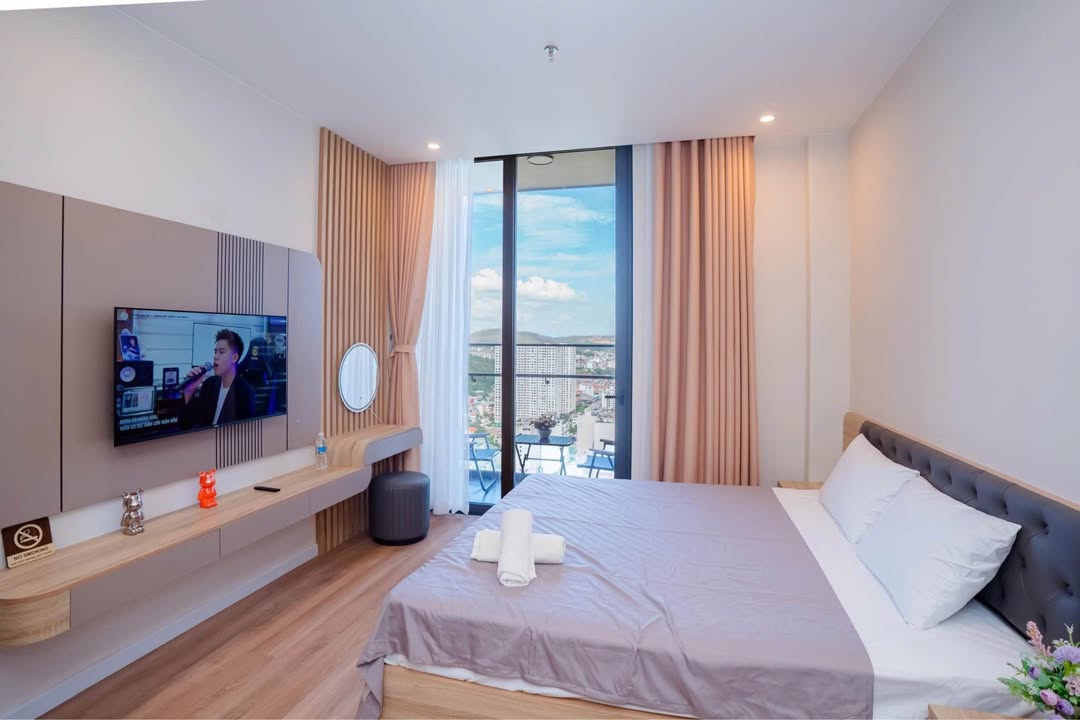 Căn hộ ICON40 Hạ Long 32m² giá 1 tỷ - Thiết kế hiện đại, view biển tuyệt đẹp!