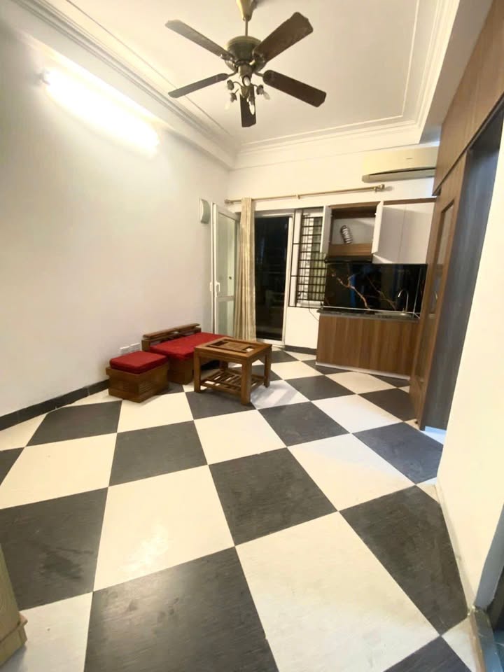 Nhà nhỏ cho thuê tại Cầu Giấy 1PN giá 6 triệu - Không chung chủ, full nội thất!