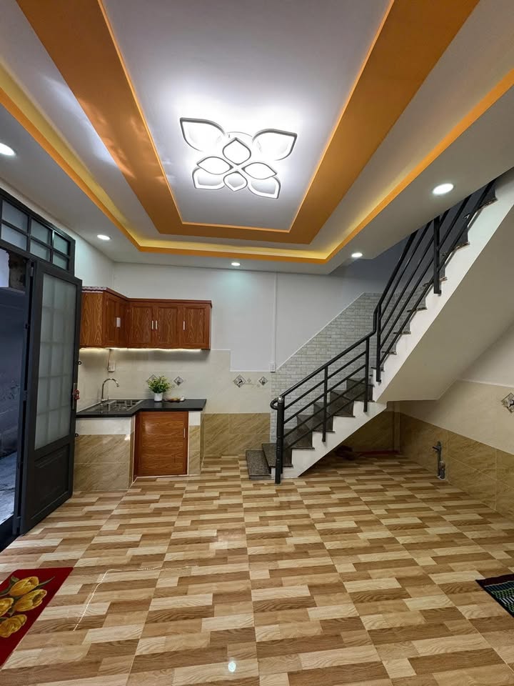 Nhà chính chủ 60m² Quốc Lộ 50, Bình Hưng - Thiết kế hiện đại, giá 1.59 tỷ!