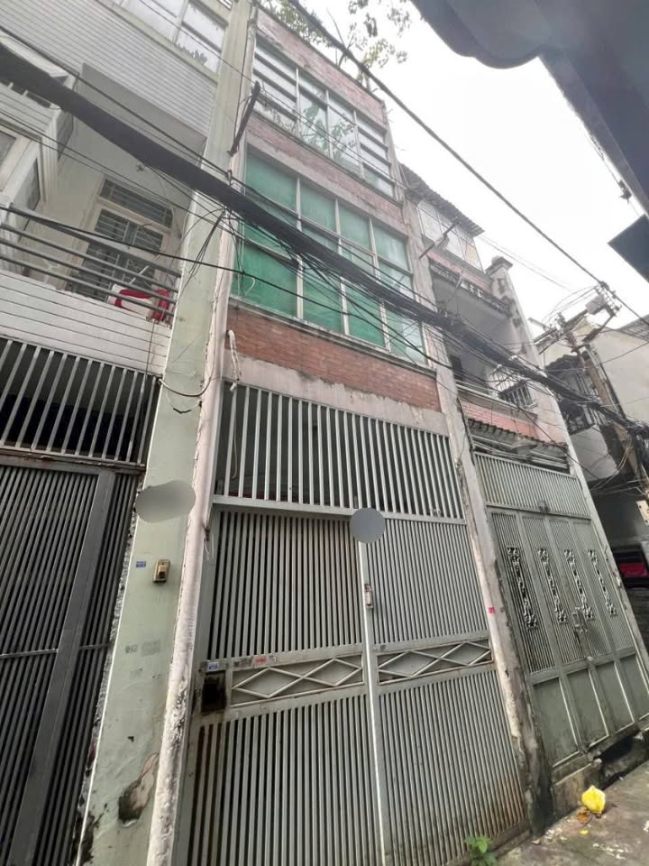 Bán nhà hẻm đường Lý Thái Tổ, quận 10, 42m² giá 6.2 tỷ - Nhà mới ở ngay!