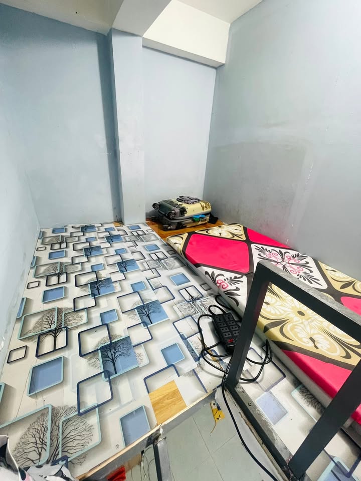 Phòng cho thuê Quận 10 - 2.5 triệu, Full nội thất, gần HUFLIT, UEH!