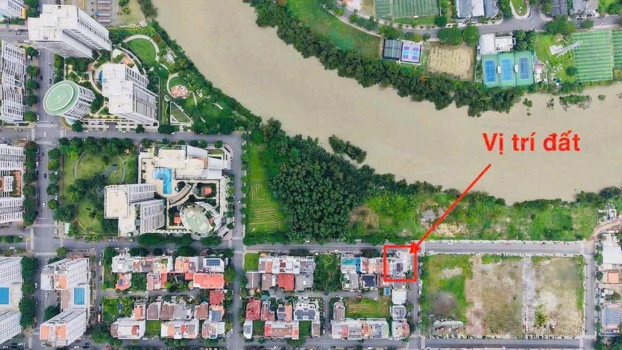 Đất góc 2 mặt tiền đường Hà Huy Tập, Quận 7 - 162m² giá 61 tỷ - Cơ hội vàng không thể bỏ qua!