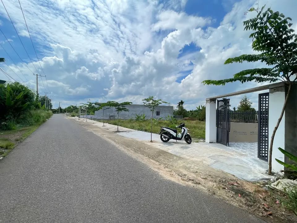 Nhà cấp 4 mới xây tại Thanh Bình, Trảng Bom, 180m² giá 1.09 tỷ - Sổ đỏ chính chủ!